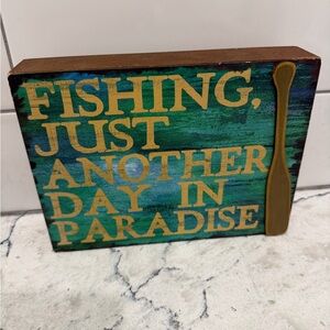 FUN WOODEN FISHING SIGN 
STURDY SIGN FOR YOUR FAVOURITE FISHING PERSON! 🎣🎏